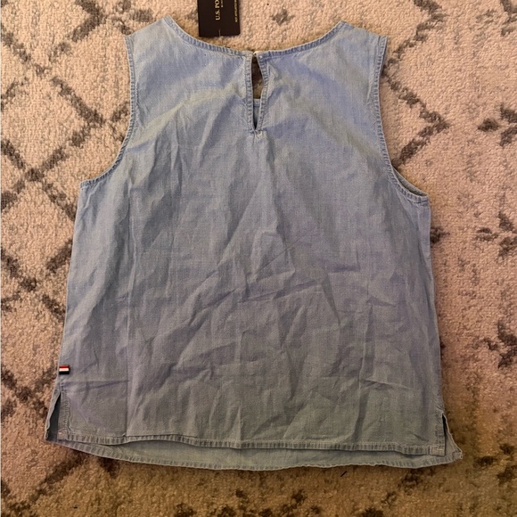 U.S. Polo Assn Sleeveless Keyhole Back Crop Top Chambray Blue Size S NWT - Picture 4 of 5
